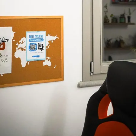 Daire Netik - Tuscany *