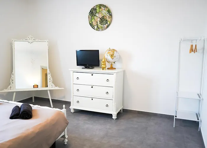 Netik - Tuscan Vineyard Escape * Cortona